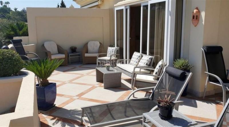 Foto a9280287-dedc-4084-9a4f-6c3cb0ae0ea3. Attico con parcheggio piscina in Playa Bajadilla - Puertos Marbella