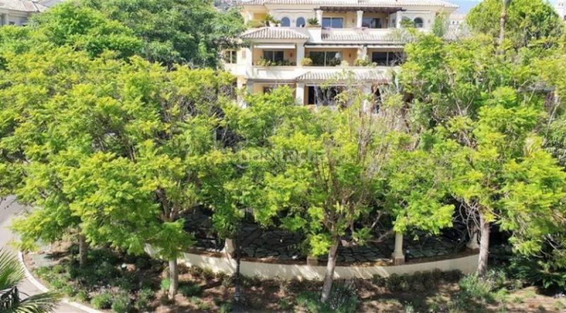 Foto ea3eb45d-5ab0-460c-8ab2-c416633ce876. Attico con parcheggio piscina in Playa Bajadilla - Puertos Marbella