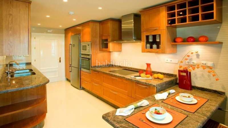 Foto 0ee2dad1-2b73-4433-9427-5baadea14f88. Apartament amb piscina a Puerto Banús Marbella
