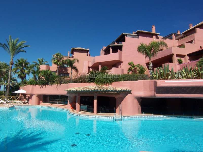 Foto a373b3ae-023a-4fcc-9799-b67af15d771e. Àtic amb piscina a Casco Antiguo Marbella