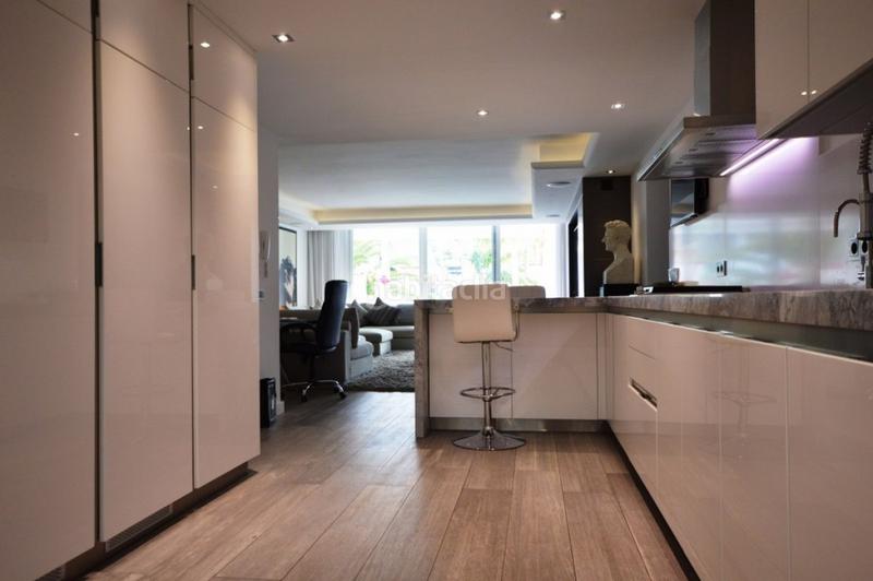 Foto 87f8c649-5bce-4b7f-bdc0-1e97e4af8de3. Appartement avec parking piscine dans Puente Romano Marbella