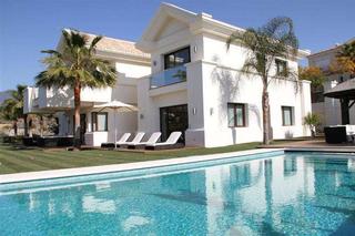 House in Benahavís pueblo. Villa en venta en benahavis