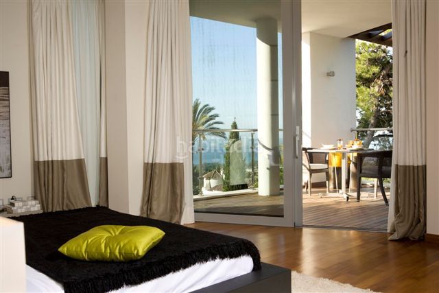 Foto ab007144-fe6d-474b-9295-dfe424073496. Casa adossada amb aparcament piscina a Casco Antiguo Marbella