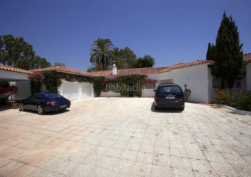 Foto 5d9d4a02-e496-4b32-bf3b-3a99fef5817b. House with heating parking pool in Casco Antiguo Marbella