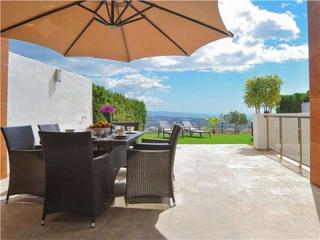 Maison jumelée à Benahavís pueblo. Adosado en venta en benahavis