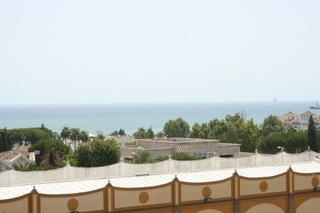Attique à Puente Romano. Atico en venta en marbella golden mile, marbella