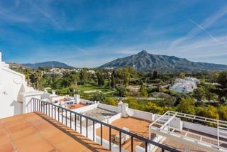 Casa adossada a Casco Antiguo. Adosado en venta en marbella