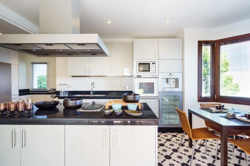 Foto 3a4fc877-0481-416e-94ef-013c37b14ed3. House with heating parking pool in Casco Antiguo Marbella