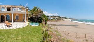 Maison à El Faro de Calaburra - Chaparral. Villa en venta en mijas costa