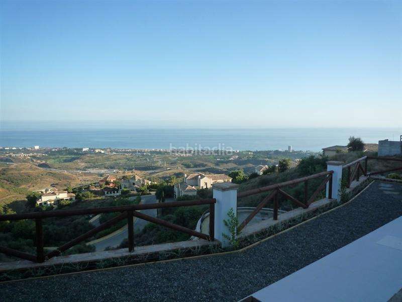 Foto 96806b7b-878d-4ecf-a4db-51a52651418d. Casa amb aparcament piscina a Casco Antiguo Marbella