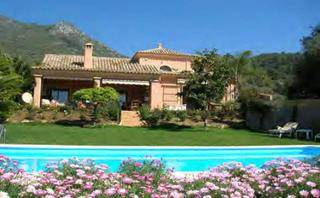 Maison à Casco Antiguo. Finca en venta en marbella