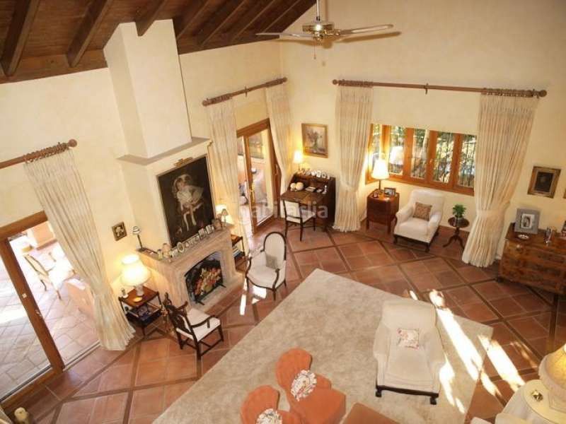 Foto a262a742-199c-4960-b413-04a4200c4716. Casa amb calefacció piscina a Casco Antiguo Marbella