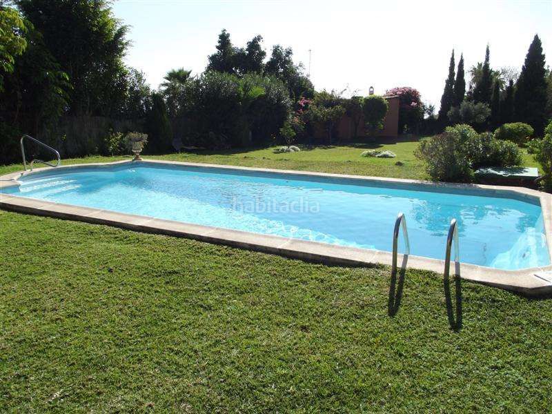 Foto acfc3e52-9606-4790-925b-496f6b98f02b. Casa amb calefacció piscina a Casco Antiguo Marbella