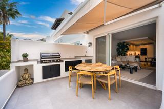 Piccolo appartamento in Casco Antiguo. Luxury living in a renovated 3 bedroom apartment in la quinta, m