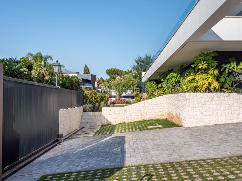 Foto 09b4a12e-7998-4b37-b3ab-d1323bed935d. Maison avec chauffage parking piscine dans Nueva Andalucía centro Marbella