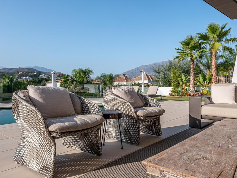 Foto 36097a88-bc3b-4230-b64c-9bf62a09c1b0. Maison avec chauffage parking piscine dans Nueva Andalucía centro Marbella