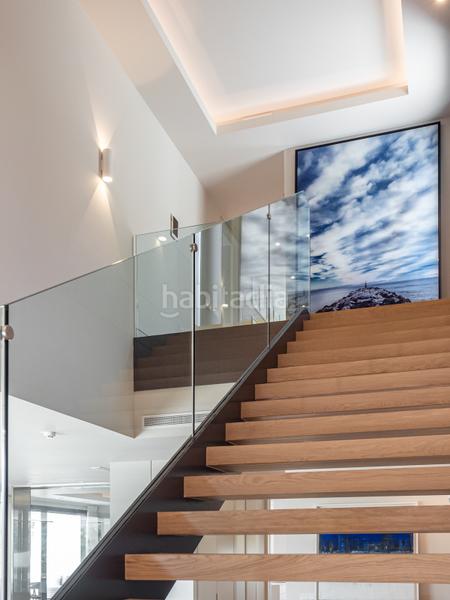 Foto d463eba8-6a83-4a2d-81e5-3ad289d1752a. Maison avec chauffage parking piscine dans Nueva Andalucía centro Marbella