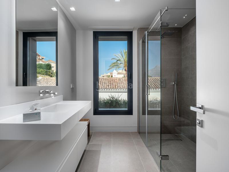 Foto d75eb561-cad0-4fdc-acd8-785146447037. Maison avec chauffage parking piscine dans Nueva Andalucía centro Marbella