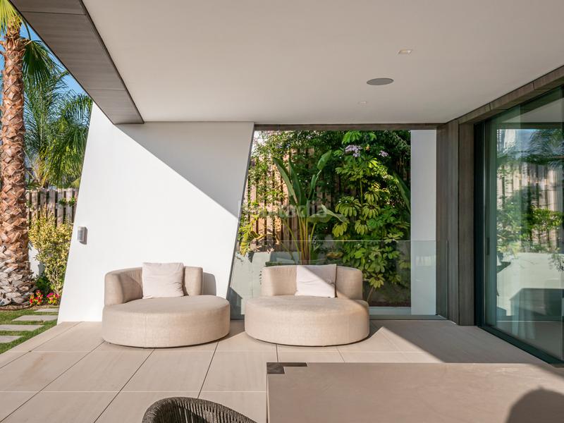 Foto e69549dd-00b5-46f8-a3c1-6f9a121617ad. Maison avec chauffage parking piscine dans Nueva Andalucía centro Marbella