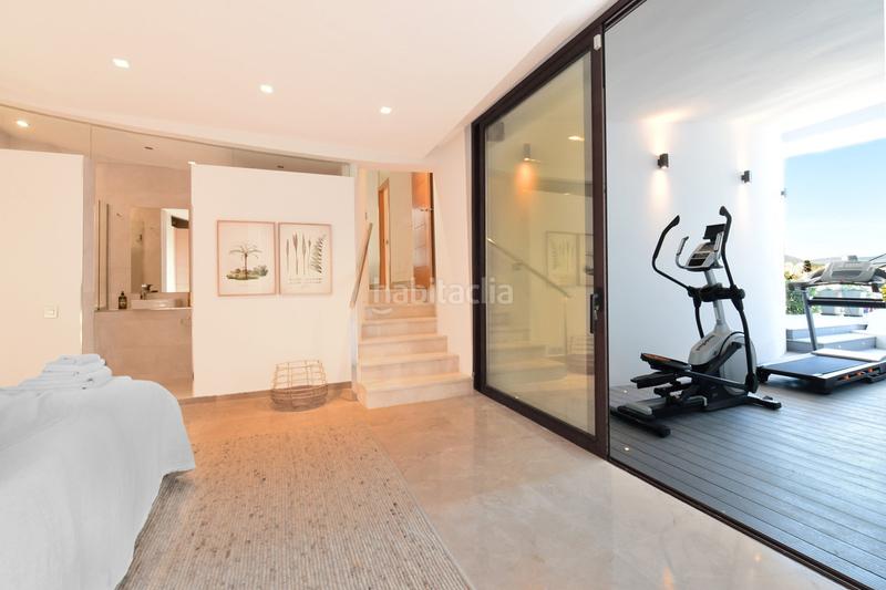 Foto 0fef15f0-b0ae-42f9-bb42-3b3c98a1f7fb. Casa con parcheggio piscina in Nueva Andalucía centro Marbella