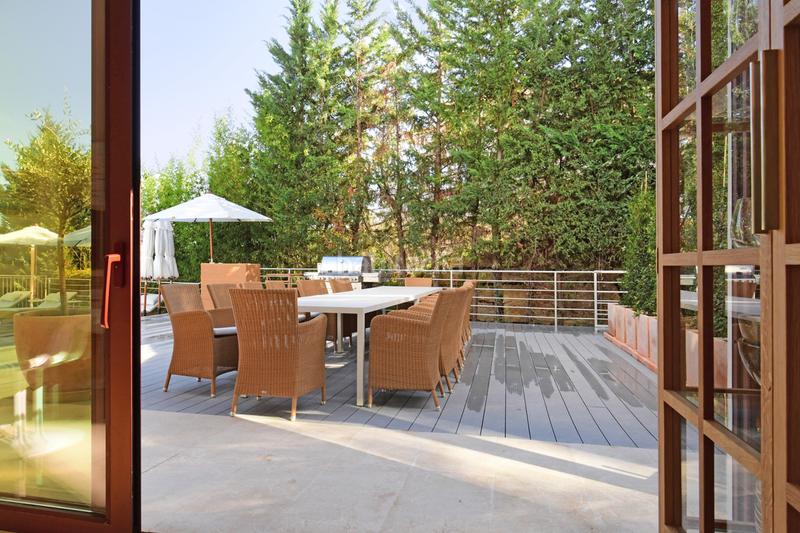 Foto 4b76759f-819b-47d8-a9bc-ab102190517d. Casa con parcheggio piscina in Nueva Andalucía centro Marbella