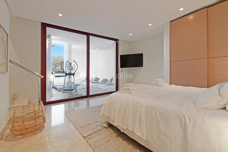 Foto 88a37a45-c136-4b6e-9590-3ffde337c693. Casa con parcheggio piscina in Nueva Andalucía centro Marbella