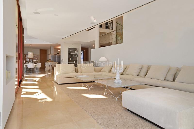 Foto c44a3af2-4532-482f-94fe-25e7d4dda92b. Casa con parcheggio piscina in Nueva Andalucía centro Marbella