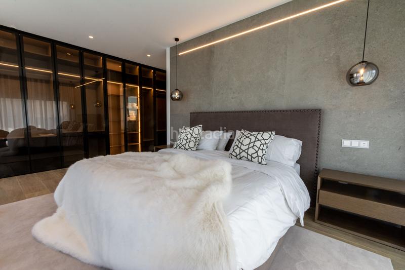 Foto 33c93fec-7da5-44f3-a511-e8da7d5592bd. Maison avec parking piscine dans Nueva Andalucía centro Marbella