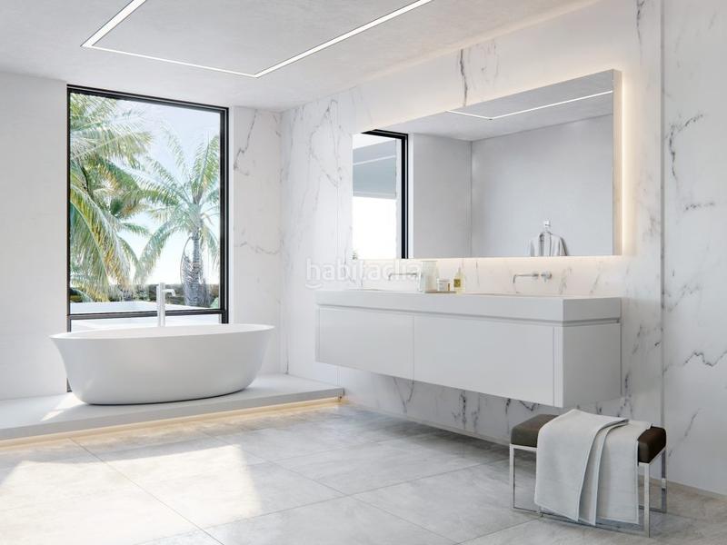 Foto ef916895-ddb2-4909-aaa8-c81f52d74190. Casa con piscina in Casco Antiguo Marbella