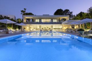 Casa en Nueva Andalucía centro. Villa en nueva andalucia, marbella