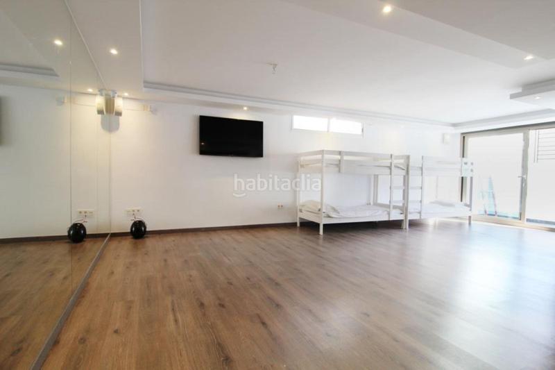 Foto 0fb73d4b-1f90-478b-9caf-f43e0a536b80. Maison avec parking piscine dans Nueva Andalucía centro Marbella