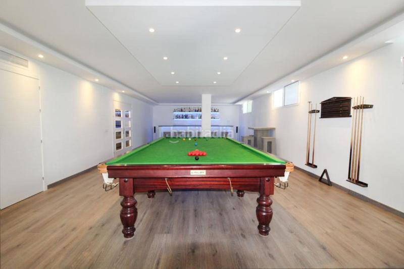 Foto a2cd93d2-2e0a-4c4e-ad7d-41a904f08f04. Maison avec parking piscine dans Nueva Andalucía centro Marbella