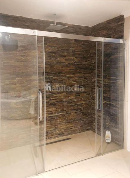 Foto abbf2bd1-294b-47ec-aea3-1079a6ce027b. Maison avec parking piscine dans Nueva Andalucía centro Marbella