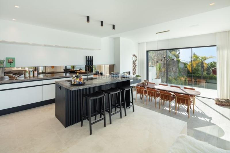 Foto a5dedd6f-27ff-4538-8d60-95a01095e397. Casa villa en venta en Casco Antiguo Marbella