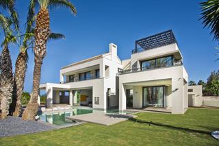 Casa a Guadalmina Baja. Villa en venta en marbella