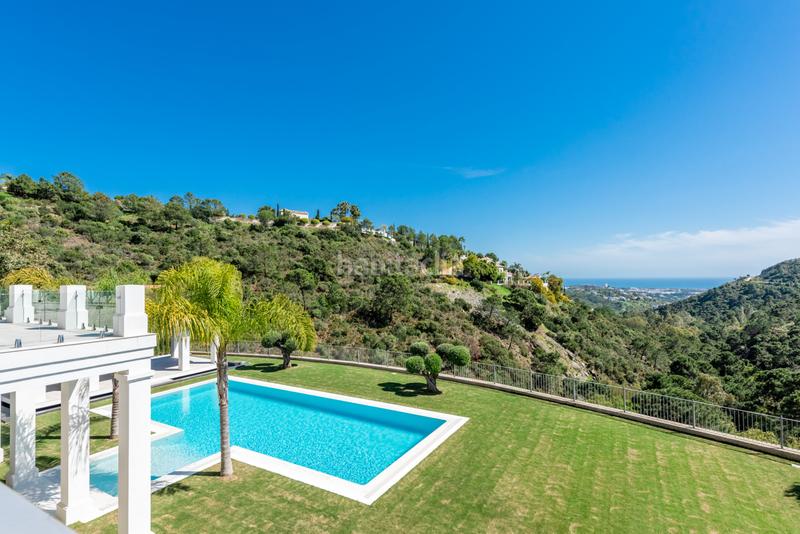 Foto 87ce1f2b-877f-43b4-b562-64ae56087df3. Casa con parcheggio piscina in Casco Antiguo Marbella