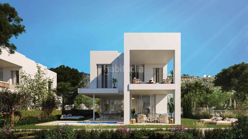 Foto ff7be220-a39f-49f3-9298-8eb2ed925ced. House with parking pool in puerto de Sotogrande-la marina Sotogrande
