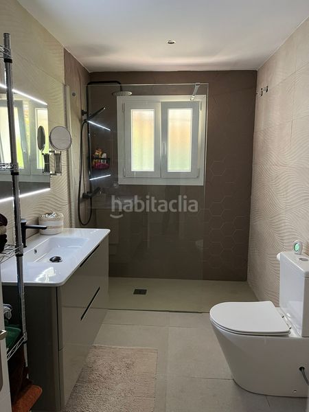 Foto 8643da2b-08a6-4397-977b-2cde9aa84baf. Casa amb piscina a Casco Antiguo Marbella