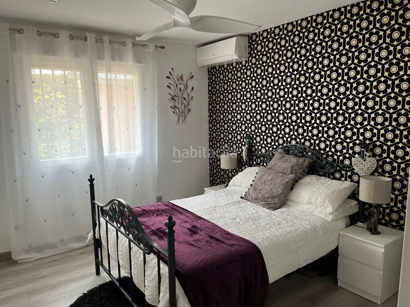 Foto b6dc5824-7c36-44b3-9872-5ba85ab9238e. Casa amb piscina a Casco Antiguo Marbella