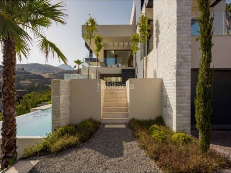 Foto e65d5657-ffbd-4058-b136-cf69474cdeb8. Casa amb aparcament piscina a Casco Antiguo Marbella