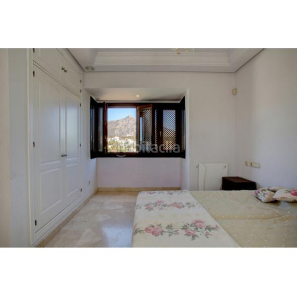 Foto 293326c2-8c32-4245-aa4d-c8fbb19d3c55. Maison avec parking piscine dans Nueva Andalucía centro Marbella