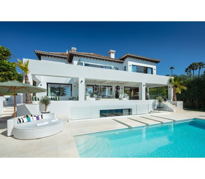 Foto 7253ccd4-5a25-4fc2-948e-d1807aa87be4. Casa amb aparcament piscina a Casco Antiguo Marbella