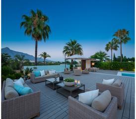Maison à Casco Antiguo. Villa en venta en nueva andalucia, marbella