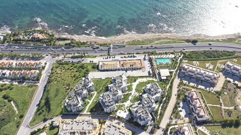 Foto 5653fc97-e81e-4b82-9d4b-38dcb05e446a. Piccolo appartamento con parcheggio piscina in El Faro de Calaburra - Chaparral Mijas