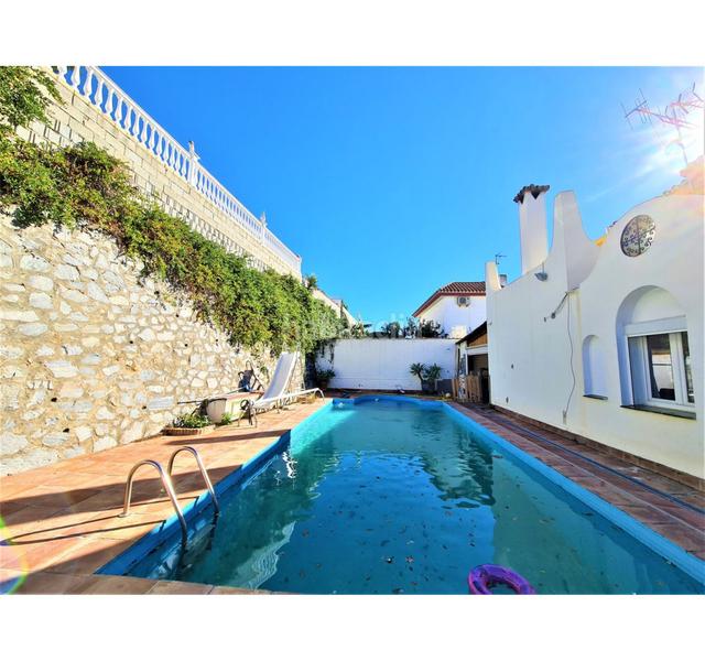 Foto 071e209d-8309-425f-8141-882286255491. Haus mit pool in Nueva Andalucía centro Marbella