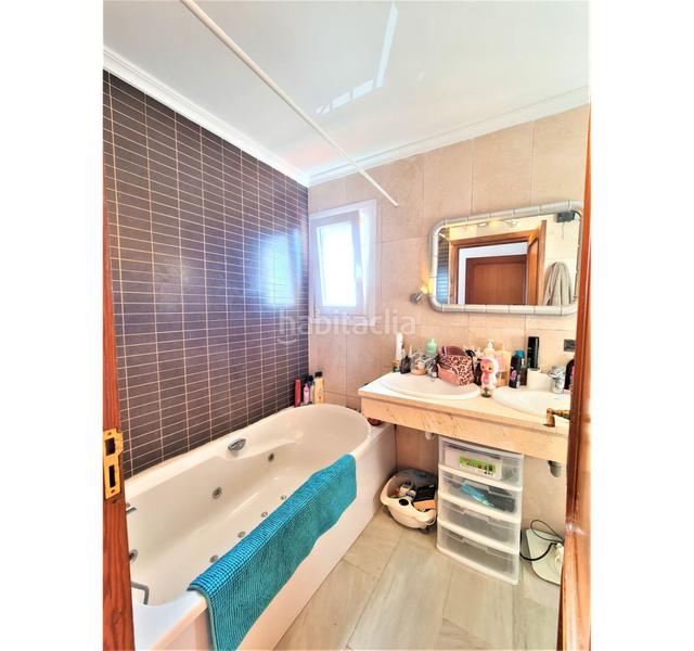 Foto 1a2de8f9-047b-4d73-bf27-8b7e9fbe6ec6. Haus mit pool in Nueva Andalucía centro Marbella