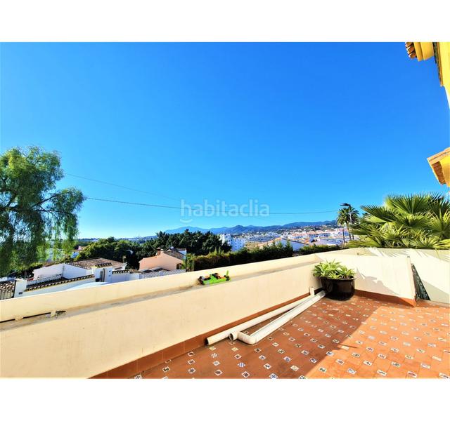 Foto dad9daa2-2983-4bc1-bcaa-790562358a22. Haus mit pool in Nueva Andalucía centro Marbella