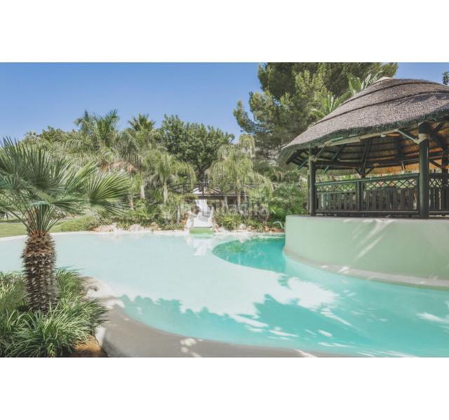 Foto ef6f5797-9044-4611-bf0a-32a071db8b0b. House with parking pool in Sierra Blanca Marbella