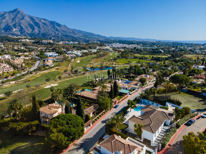 Foto 145ba992-a85c-4066-b793-b634de81e7f5. Casa amb aparcament piscina a Casco Antiguo Marbella