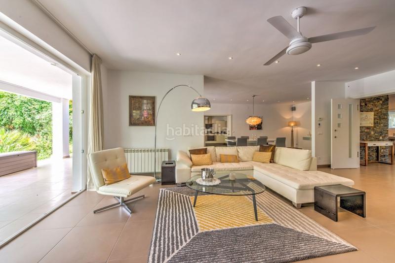 Foto 3ba962b7-c608-4eca-b672-b845e58d0deb. Casa amb piscina a Casco Antiguo Marbella